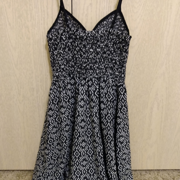 ‼️Cute Summer Dress with Straps, XS - Picture 2 of 2